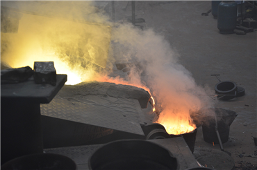 Intermediate frequency smelting furnace